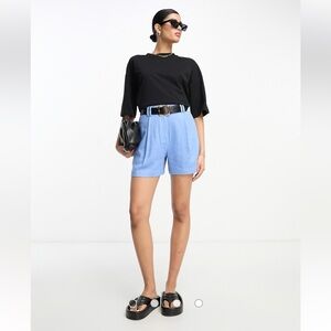 ASOS Side Pocket Linen Blend Mom Short in Cornflower Blue 4 Tall